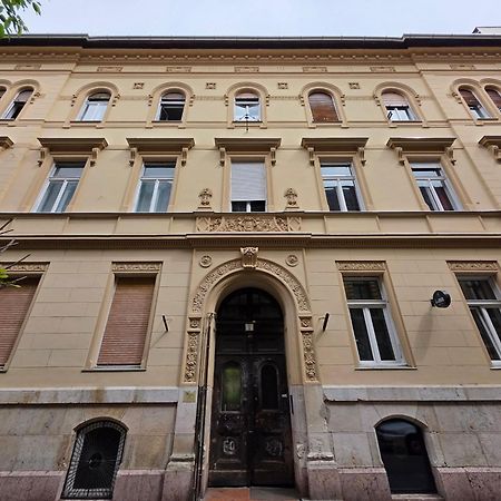 Artlovers' Flat - Kazinczy Street Budapest Extérieur photo